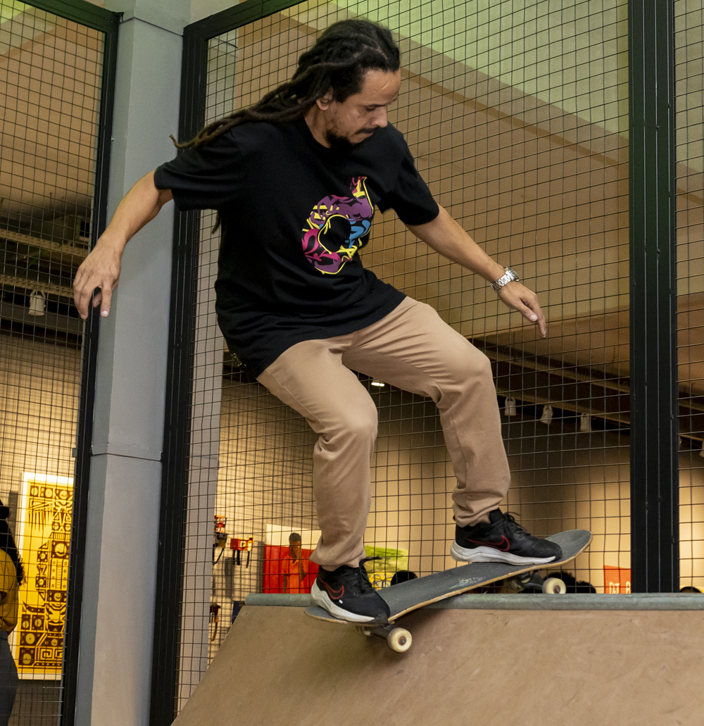 Aula de skate gratuita: CCBA oferece oficinas até o final do ano